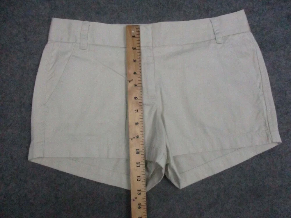 J Crew Shorts Womens 6 Beige Flat Front Chino Twill Comfort Solid Beach Summer